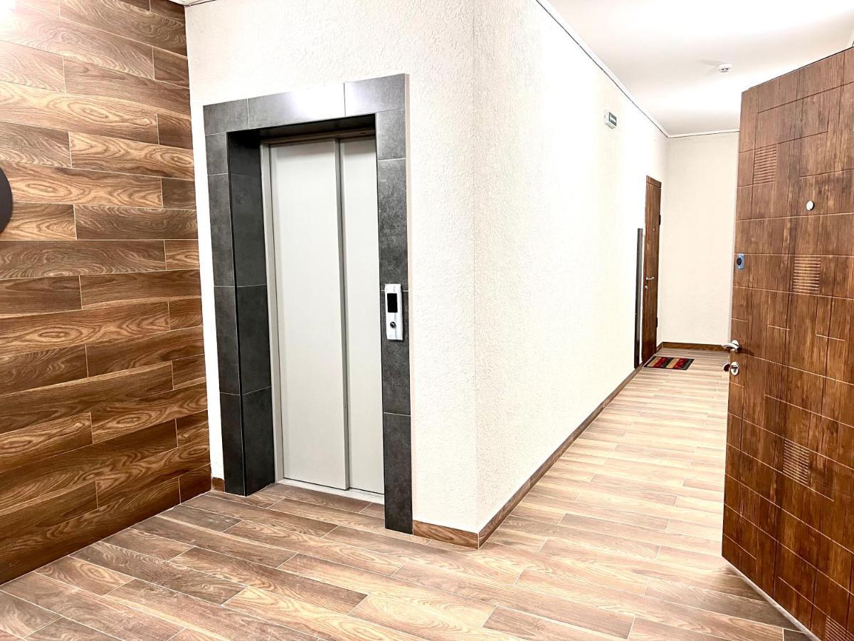 Osapart Hotel In A Complex Semycvit 2 Львів Екстер'єр фото