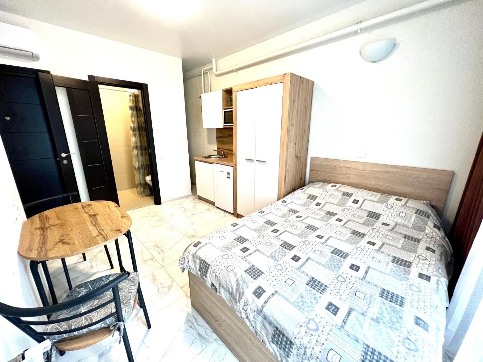 Osapart Hotel In A Complex Semycvit 2 Львів Екстер'єр фото